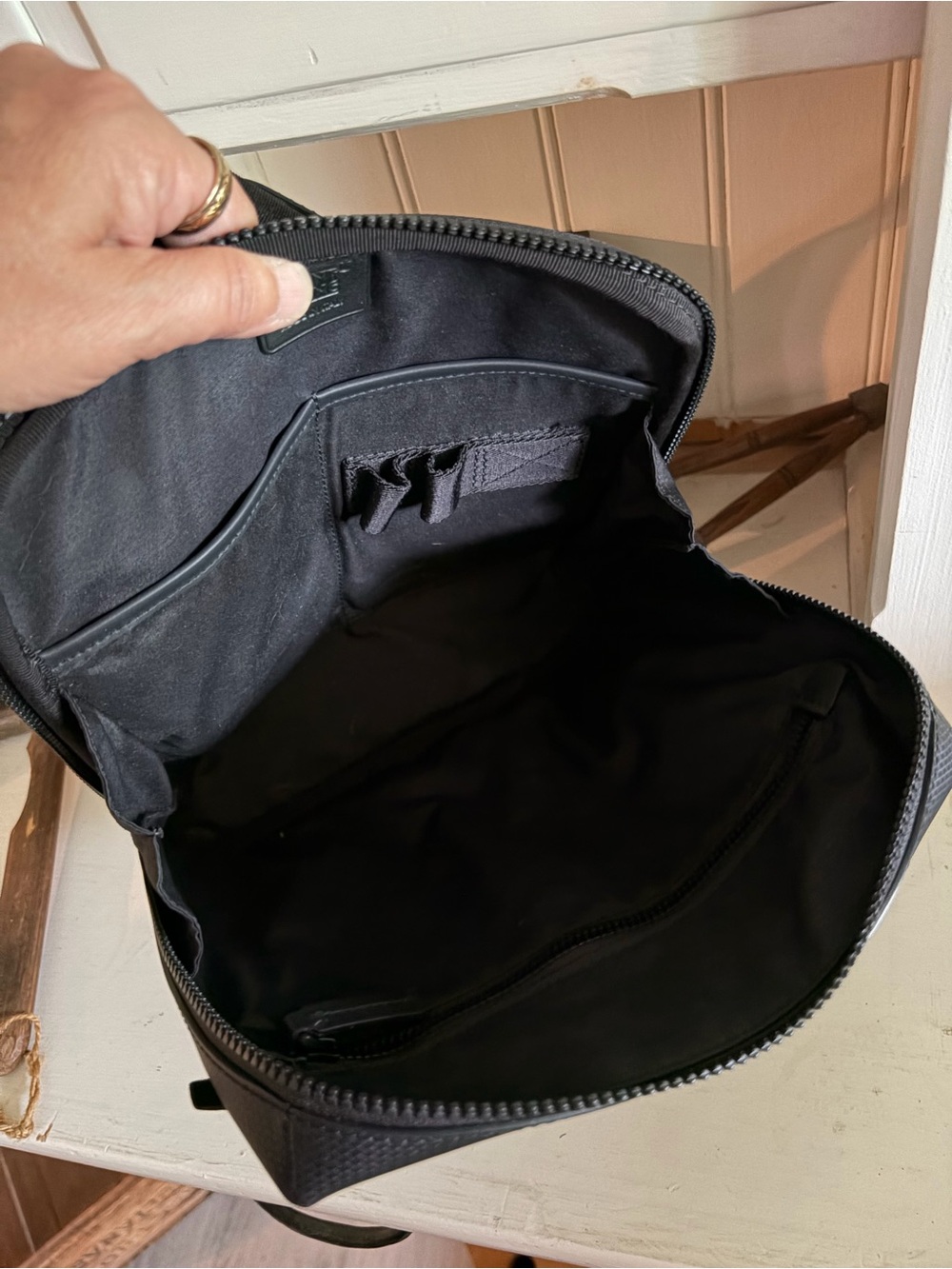Black Crossbody Shoulder Bag - Minimal Leatherette Carryall - Picture 3 of 4